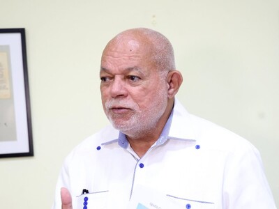 Agustín Cortés Robles pone en circulación libro