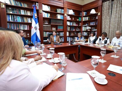 Gabinete de Salud se reúne con las enfermeras