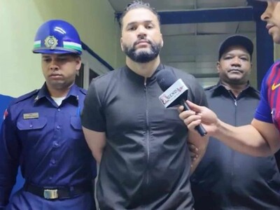 Aplazan coerción contra médico acusado de abuso sexual en Duarte