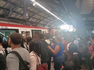 Metro de Los Alcarrizos arranca con gran demanda
