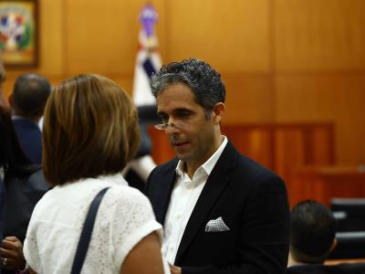 Abogado dice exceso de pruebas en caso de corrupción confunde fiscales