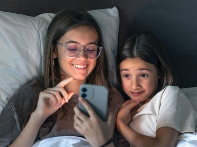 Uso de pantallas aumenta casos de miopía y estrabismo