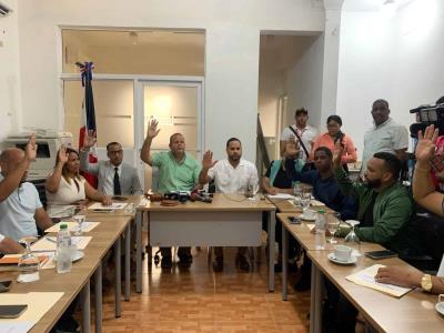 Declara de urgencia construcción del Boulevard La Otra Banda