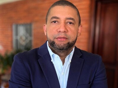 Cuestionan arresto de creador de contenido demandado por difamación