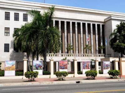 El Minerd rechaza paros de la ADP y advierte afectan calendario escolar