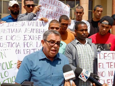 Denuncian destrucción y profanación de iglesia evangélico en Santiago