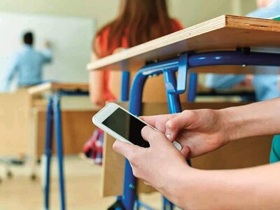Educación pone reglas para el uso de celulares en centros educativos
