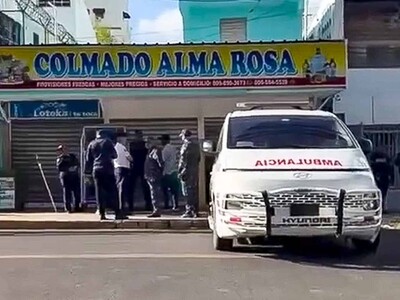 Mujer acude a fiscalía a denunciar expareja, quien la persigue y mata