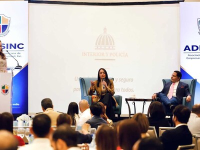 Faride insta a frenar embarazos y uniones tempranas