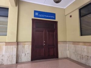 Arrestan expresidente de Patronato del oncológico del Cibao y a esposa