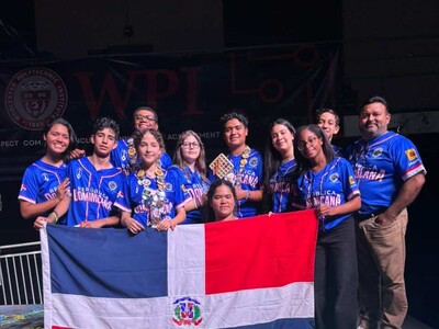 Equipo del San Judas Tadeo destaca en torneo mundial de robótica