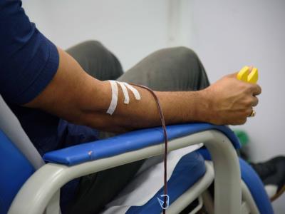 ¿Qué hacen los centros de salud con la sangre que no se utiliza?