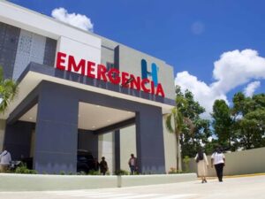 Trasladan a Higüey a mujer herida en accidente